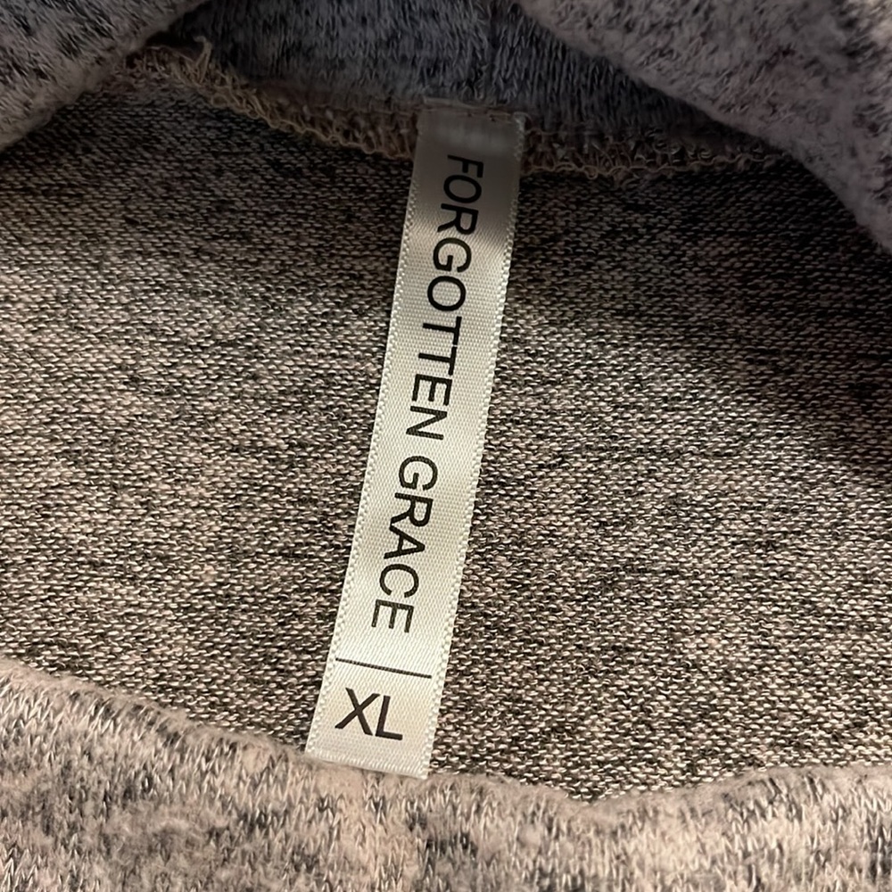 Forgotten Grace Creamy Soft Cowl Neck Sweater - Sz XL - Picture 3 of 4